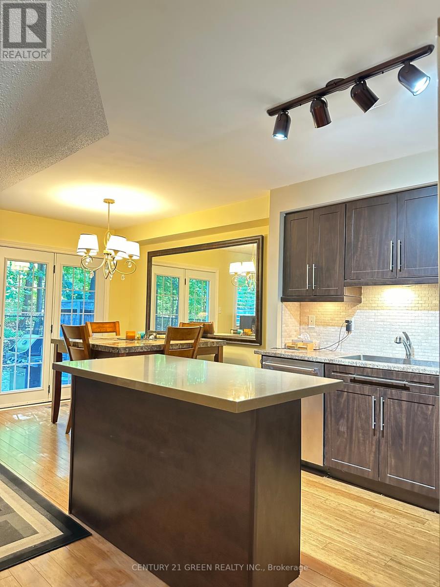 28 - 5530 Glen Erin Drive W, Mississauga, Ontario  L5M 6E8 - Photo 7 - W12457794