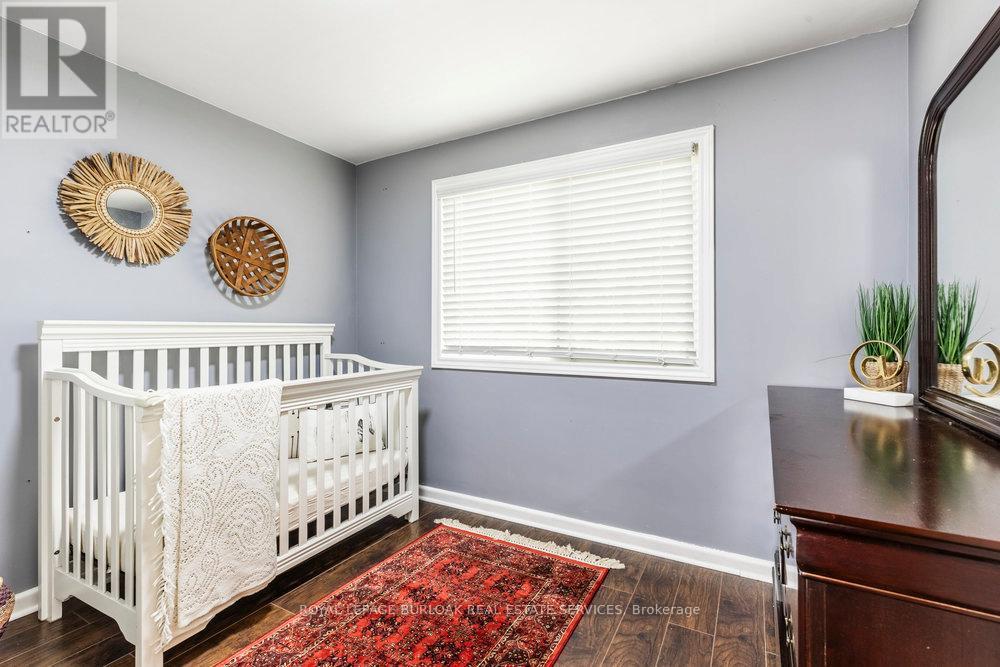 723 Hyde Road, Burlington, Ontario  L7S 1S6 - Photo 20 - W12457797