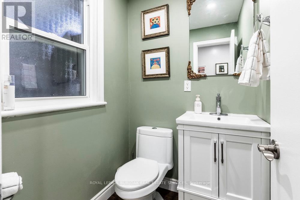 723 Hyde Road, Burlington, Ontario  L7S 1S6 - Photo 26 - W12457797