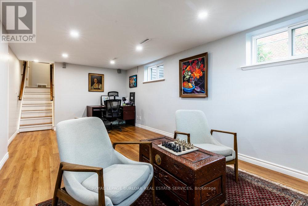723 Hyde Road, Burlington, Ontario  L7S 1S6 - Photo 29 - W12457797