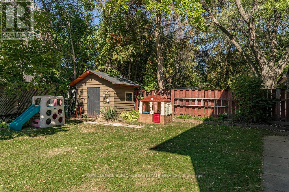 723 Hyde Road, Burlington, Ontario  L7S 1S6 - Photo 33 - W12457797
