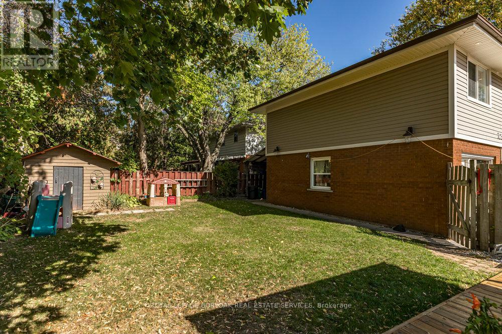 723 Hyde Road, Burlington, Ontario  L7S 1S6 - Photo 35 - W12457797