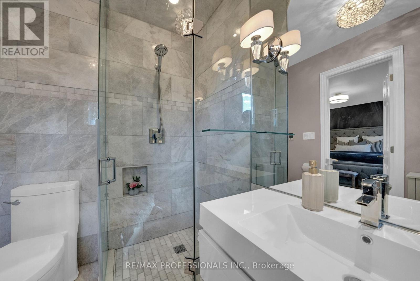 23 Sunicrest Boulevard, Clarington, Ontario  L1C 2G6 - Photo 22 - E12457710