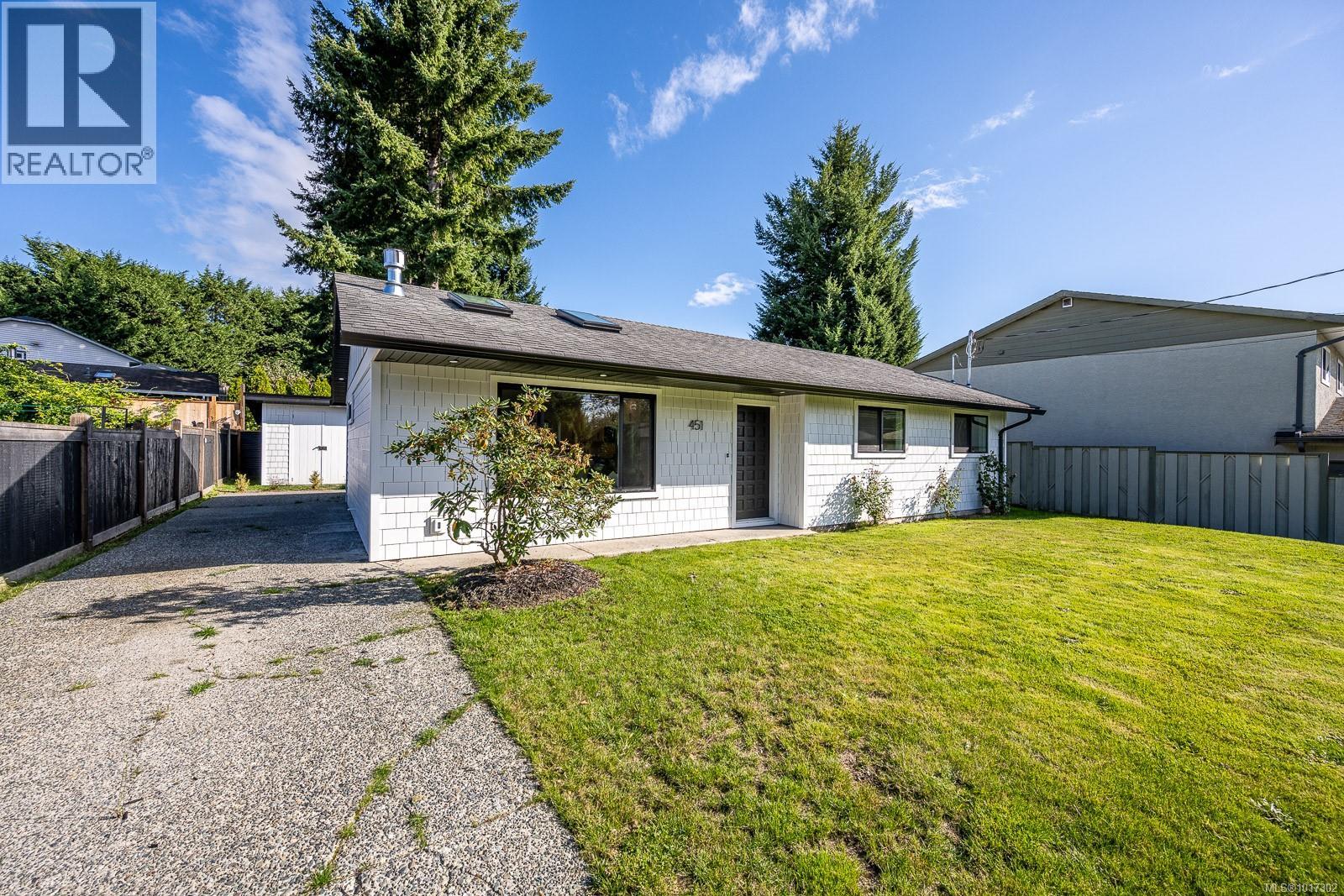 451 Mcphedran Rd S, Campbell River, British Columbia  V9W 6S5 - Photo 4 - 1017302