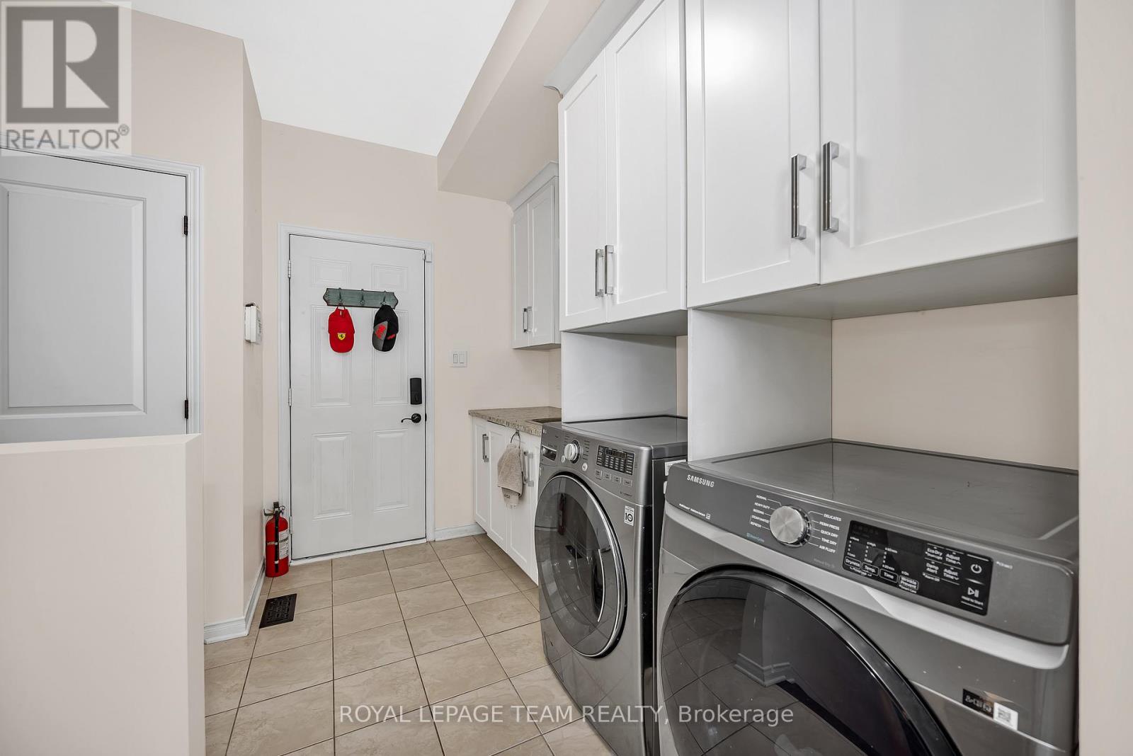 200 Kinloch Court, Ottawa, Ontario  K2J 5S9 - Photo 16 - X12457820