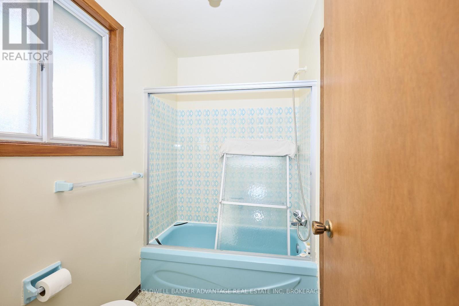 925 Carl Road, Welland, Ontario  L0S 1K0 - Photo 20 - X12457811