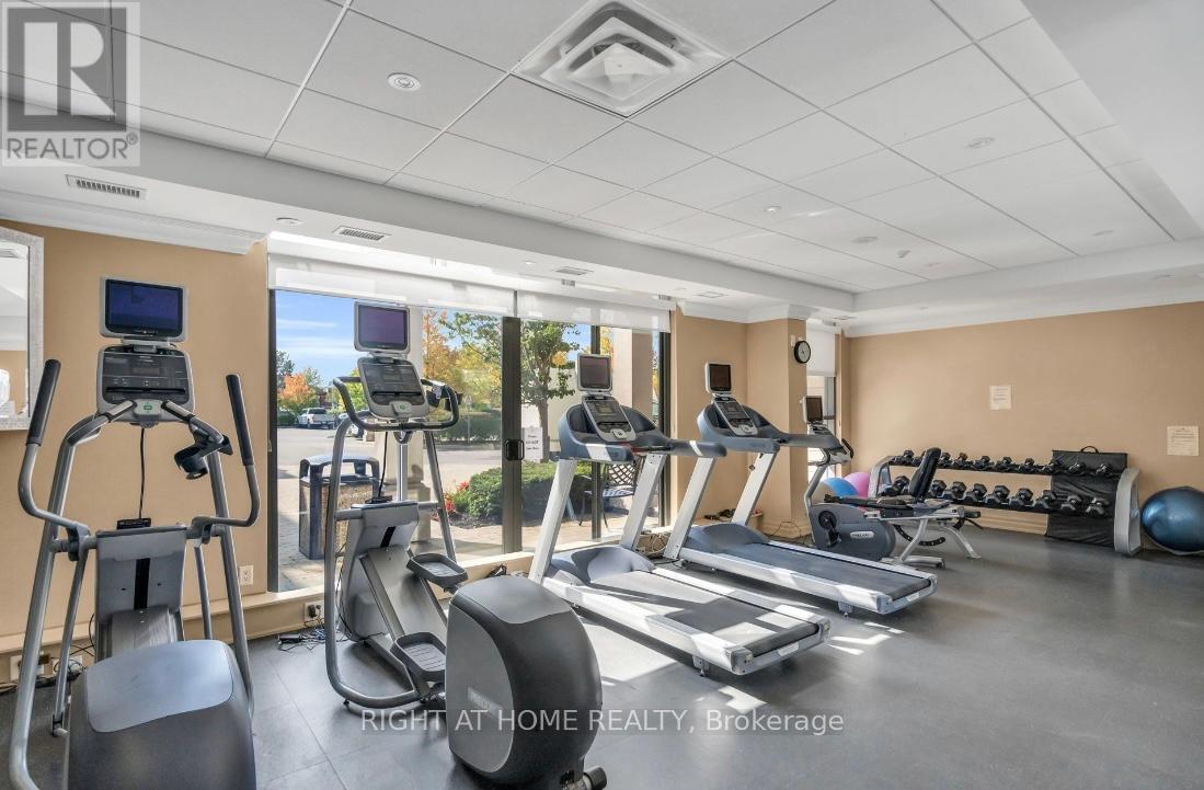 422 - 180 John West Way, Aurora, Ontario  L4G 0R3 - Photo 24 - N12454863