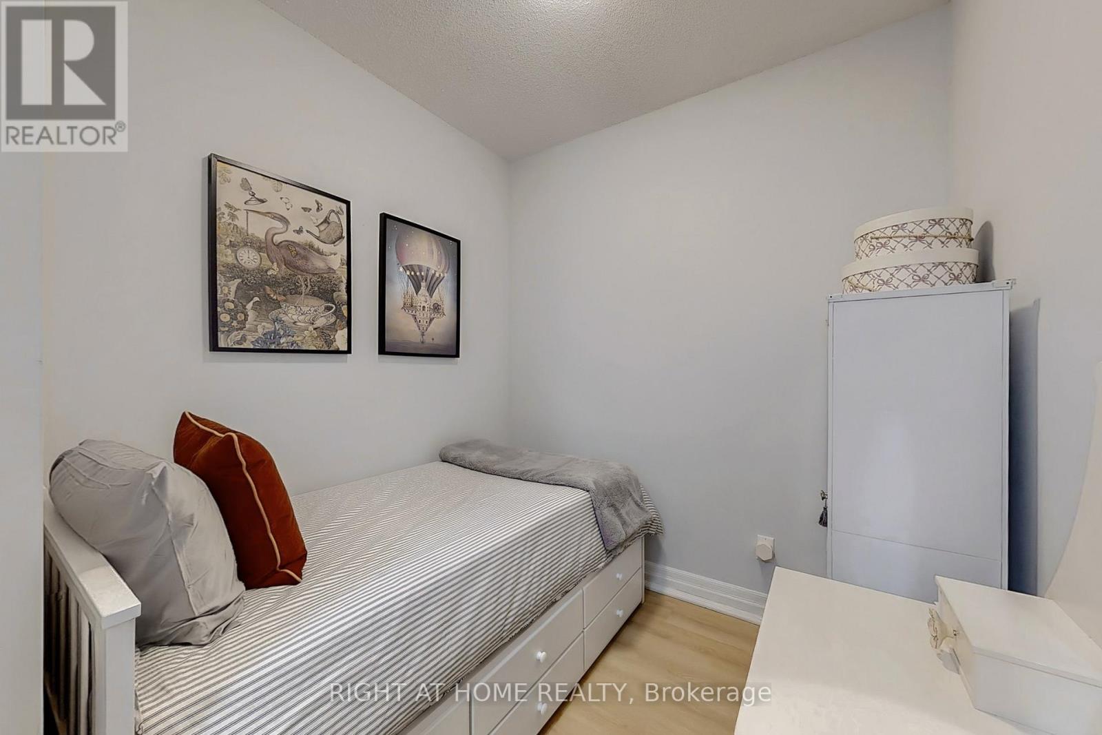 422 - 180 John West Way, Aurora, Ontario  L4G 0R3 - Photo 15 - N12454863