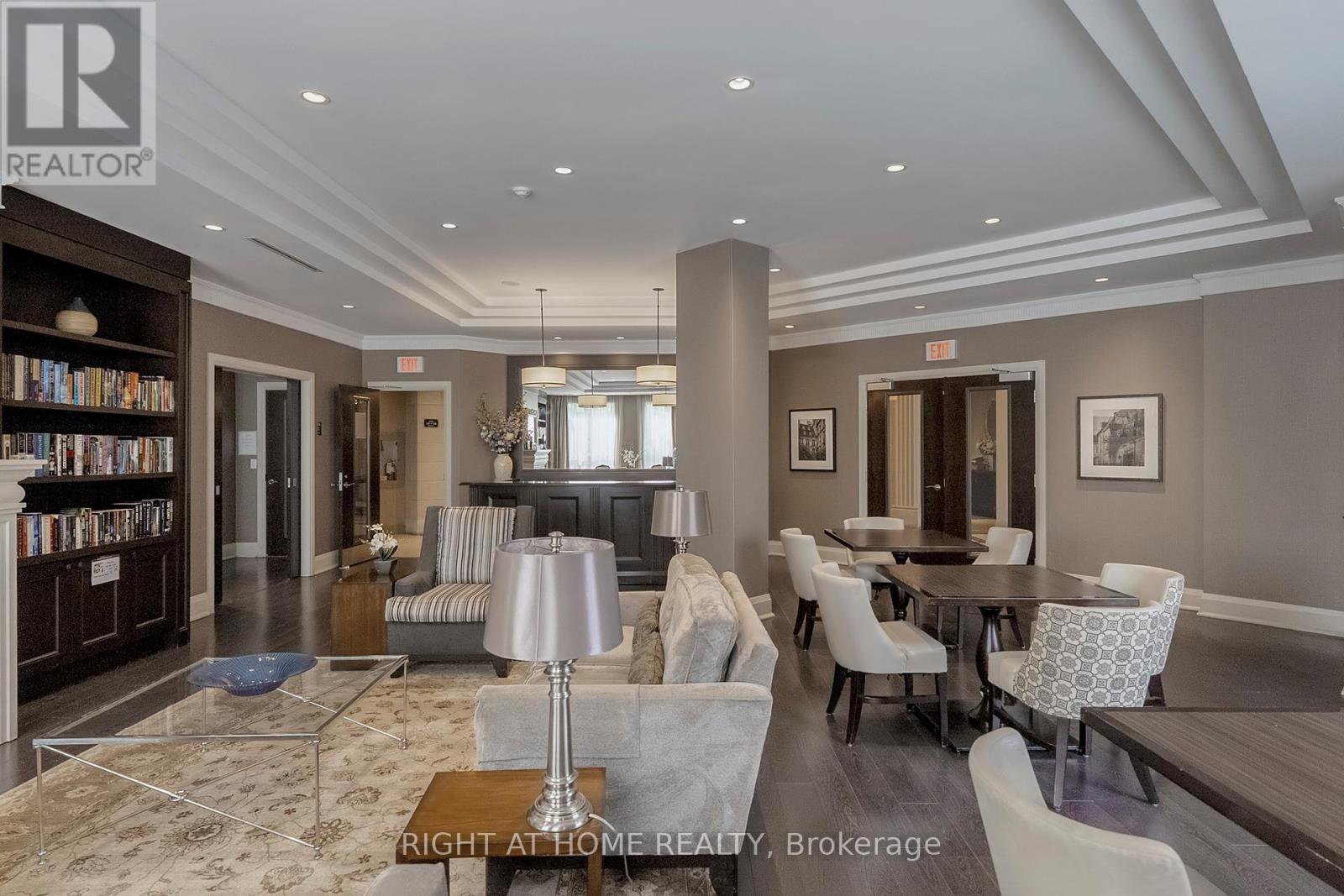 422 - 180 John West Way, Aurora, Ontario  L4G 0R3 - Photo 20 - N12454863