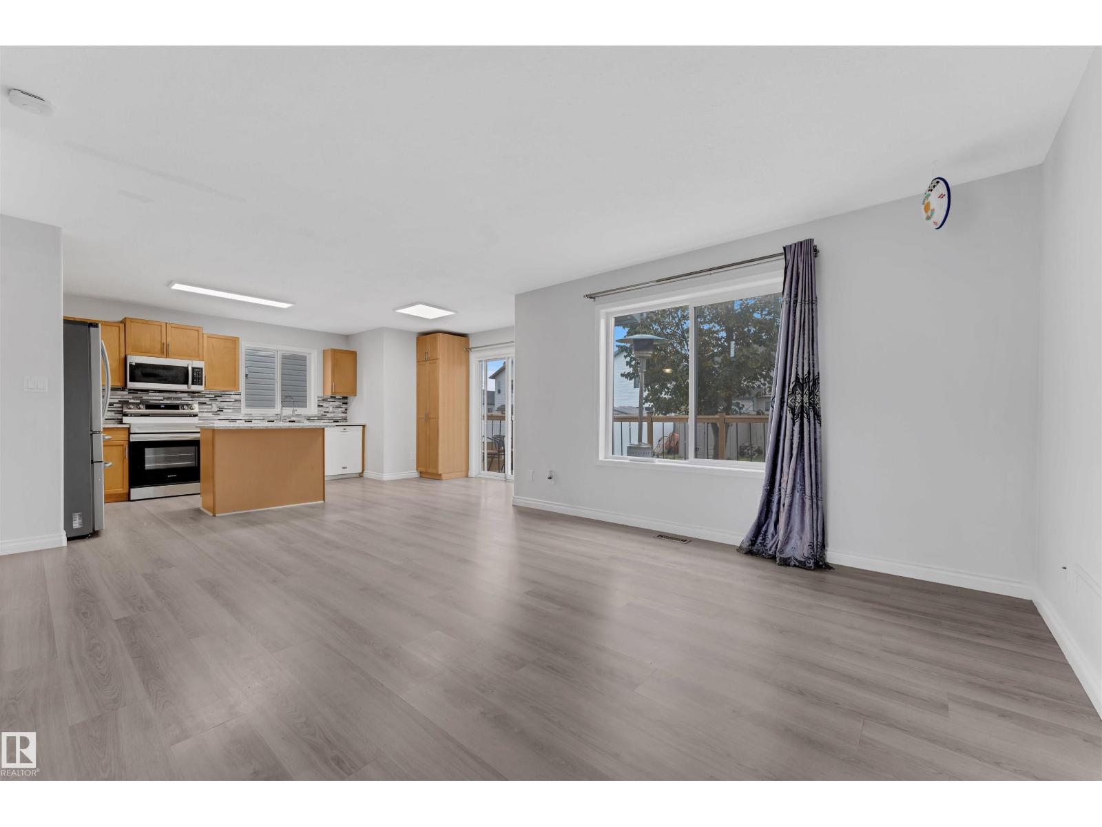 3323 26 Av Nw, Edmonton, Alberta  T6T 1P9 - Photo 5 - E4461774
