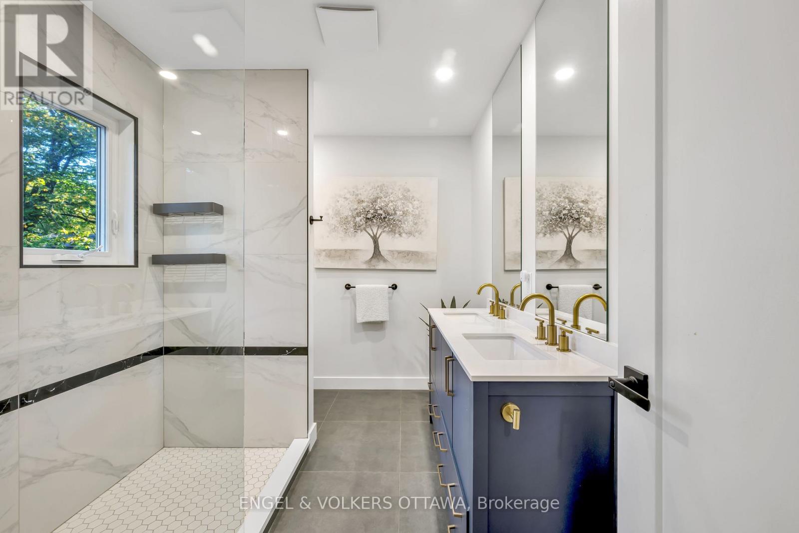 22 Harvard Avenue, Ottawa, Ontario  K1S 4Z3 - Photo 19 - X12457779