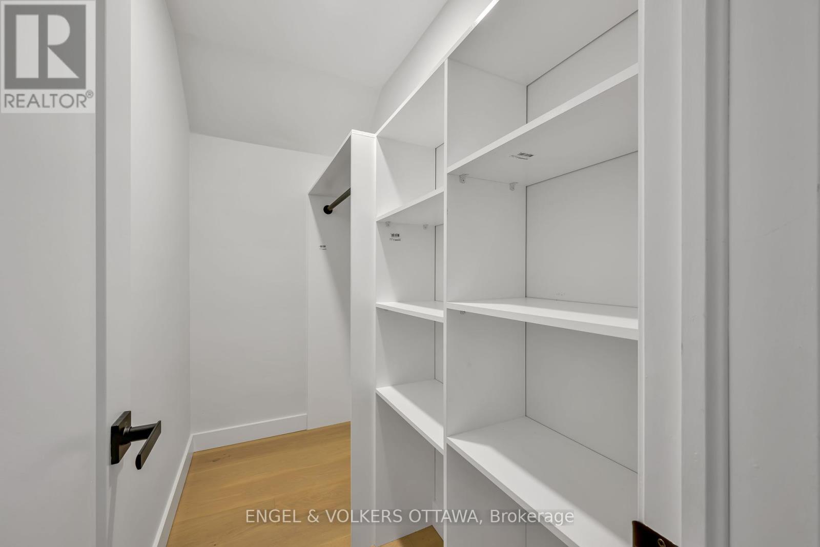 22 Harvard Avenue, Ottawa, Ontario  K1S 4Z3 - Photo 25 - X12457779