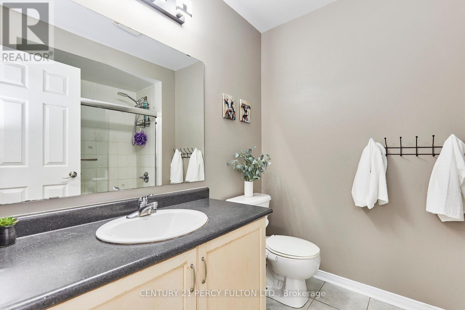 48 Bettina Place, Whitby, Ontario  L1R 0E9 - Photo 14 - E12457835