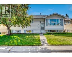 23 Brazeau Crescent SW Braeside