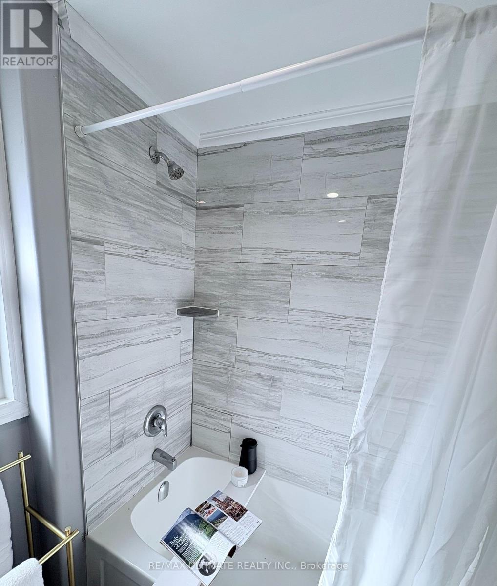 Main - 542 Glen Park Avenue, Toronto, Ontario  M6B 2G3 - Photo 9 - W12451861