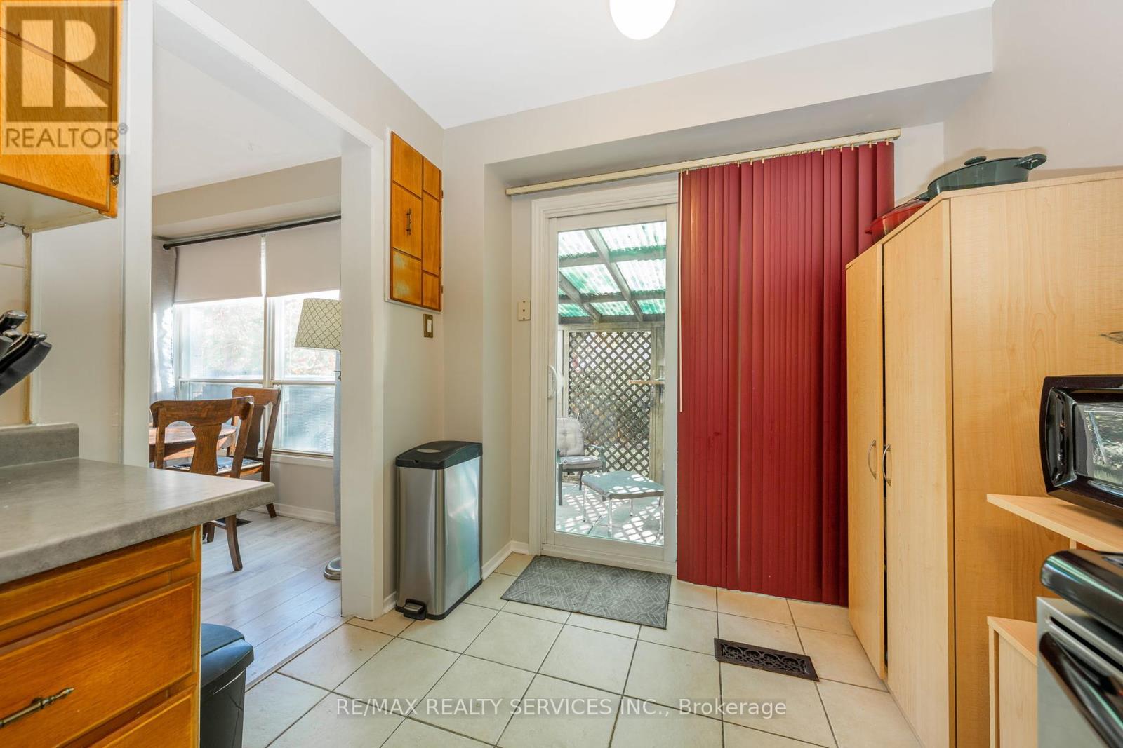 79 Royal Salisbury Way, Brampton, Ontario  L6V 3J3 - Photo 25 - W12456777