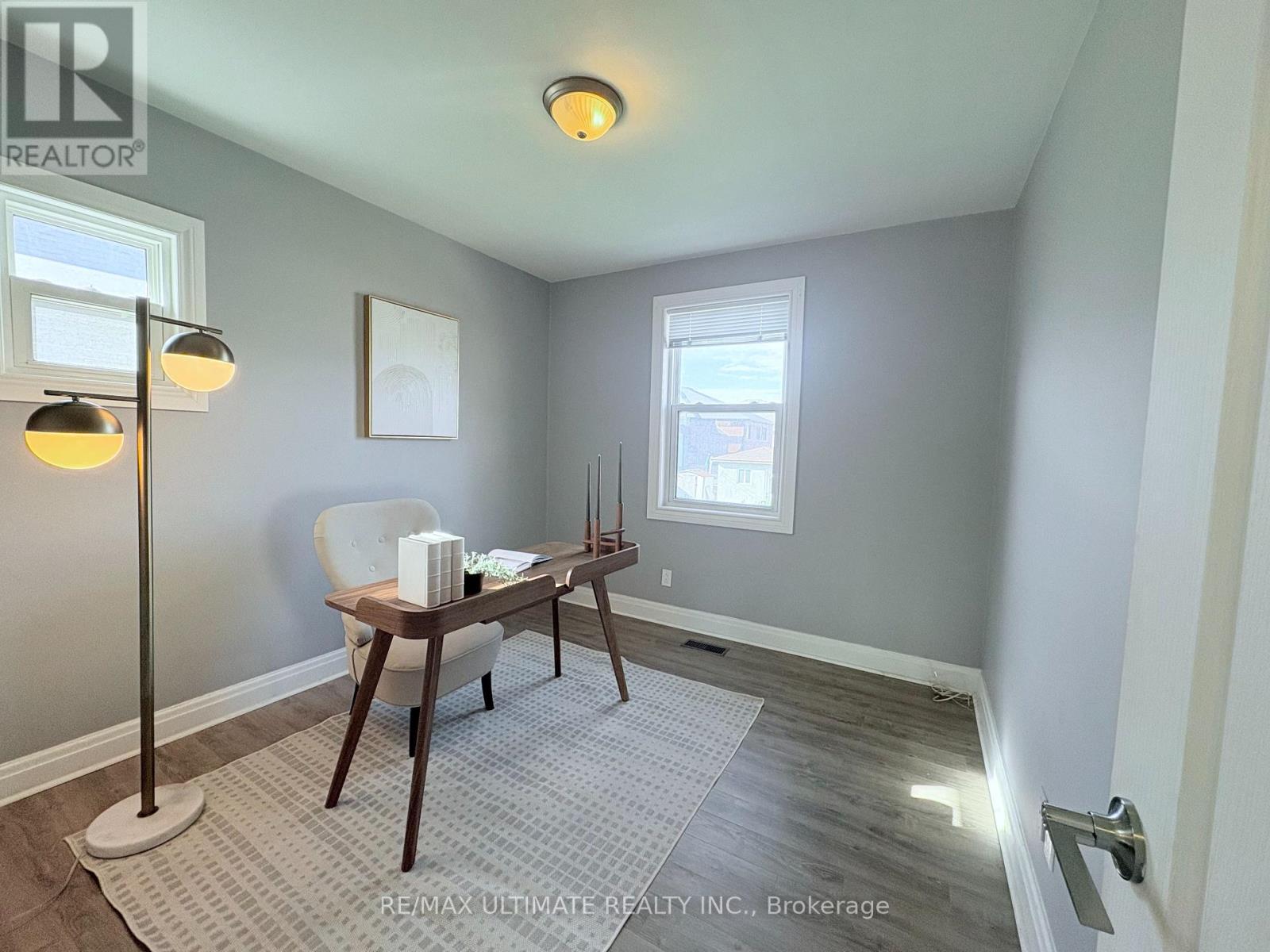 Main - 542 Glen Park Avenue, Toronto, Ontario  M6B 2G3 - Photo 10 - W12451861