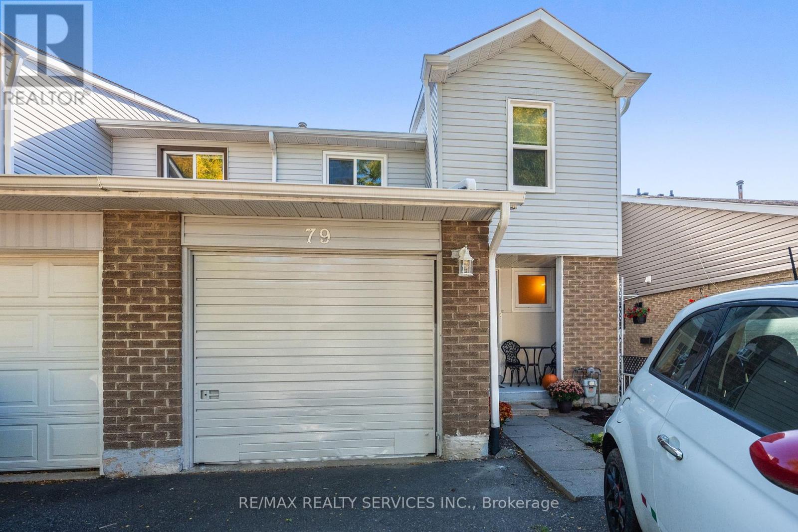 79 Royal Salisbury Way, Brampton, Ontario  L6V 3J3 - Photo 3 - W12456777