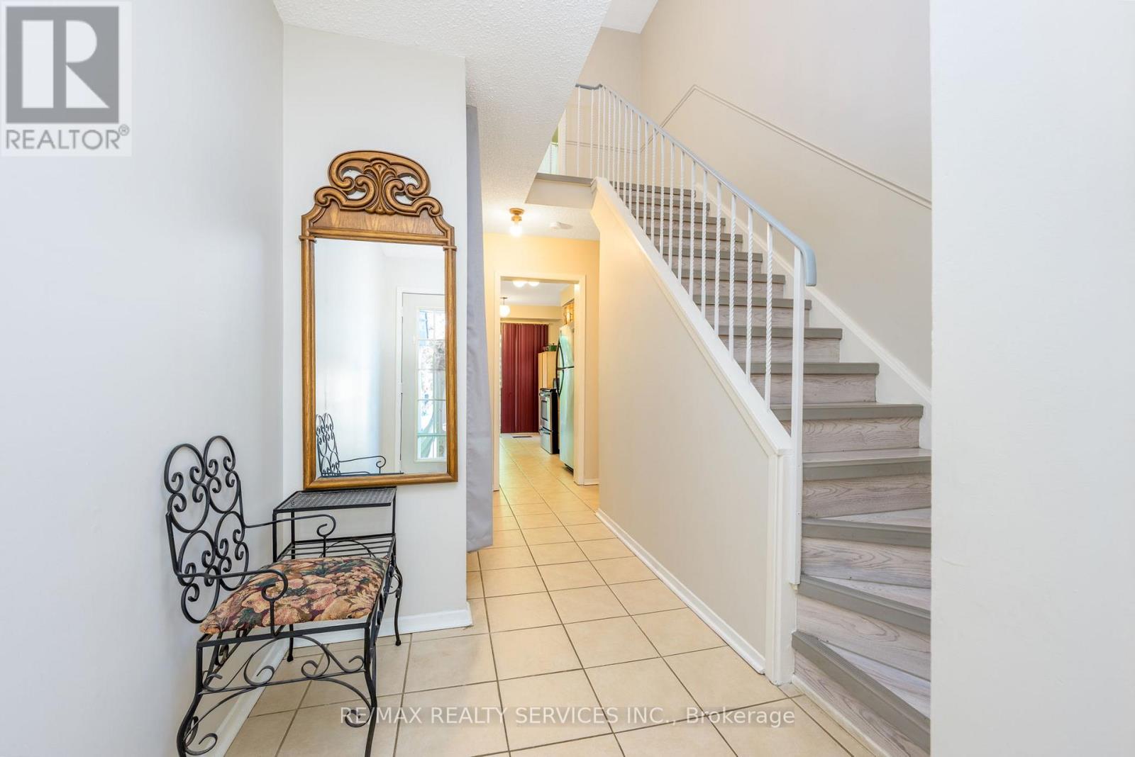 79 Royal Salisbury Way, Brampton, Ontario  L6V 3J3 - Photo 9 - W12456777