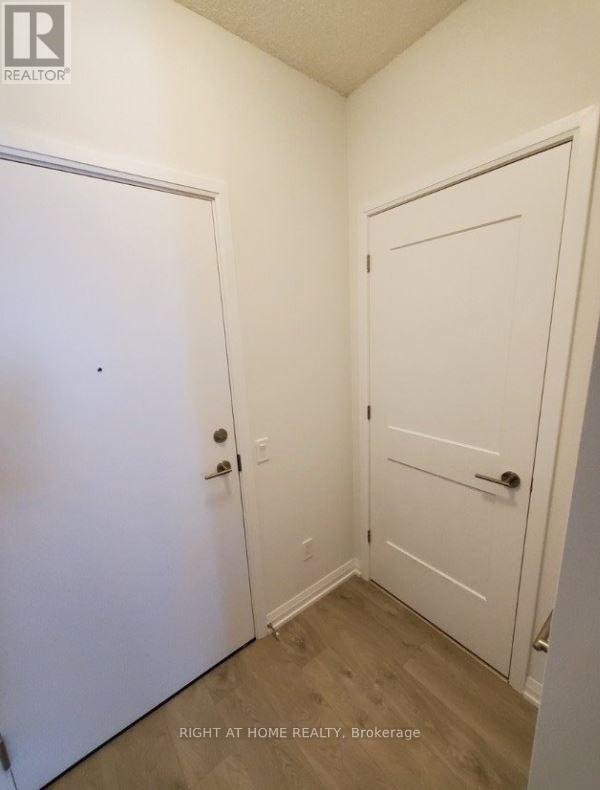 3512 - 7895 Jane Street, Vaughan, Ontario  L4K 2M7 - Photo 2 - N12457823
