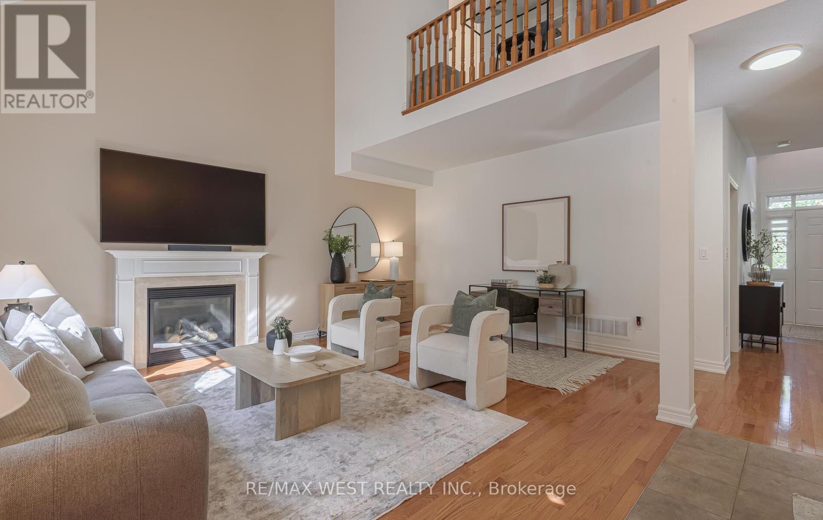 41 North Riverdale Drive, Caledon, Ontario  L7C 1L1 - Photo 9 - W12457825