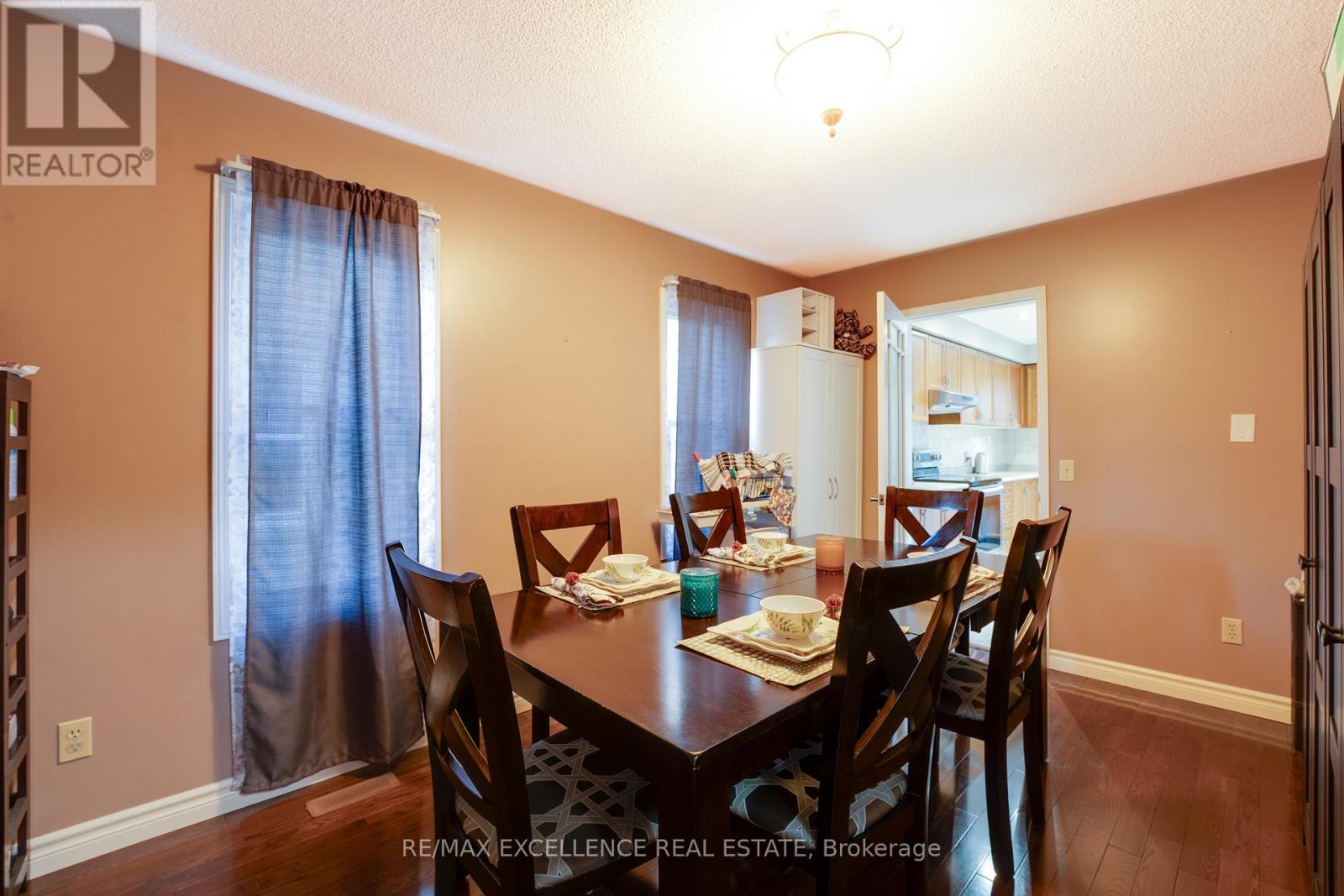 14 Nymark Place, Brampton, Ontario  L6S 5T6 - Photo 11 - W12457832
