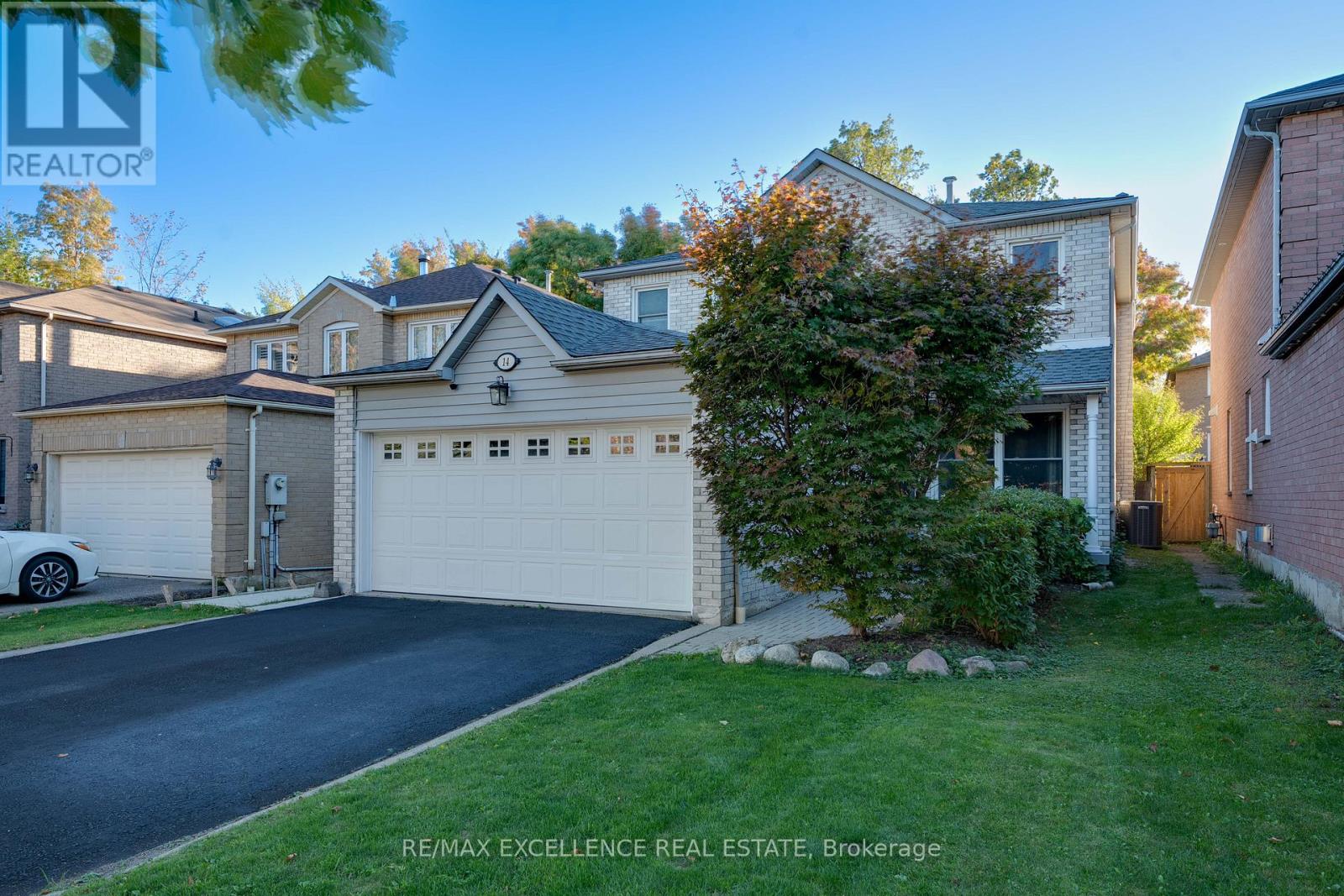 14 Nymark Place, Brampton, Ontario  L6S 5T6 - Photo 3 - W12457832