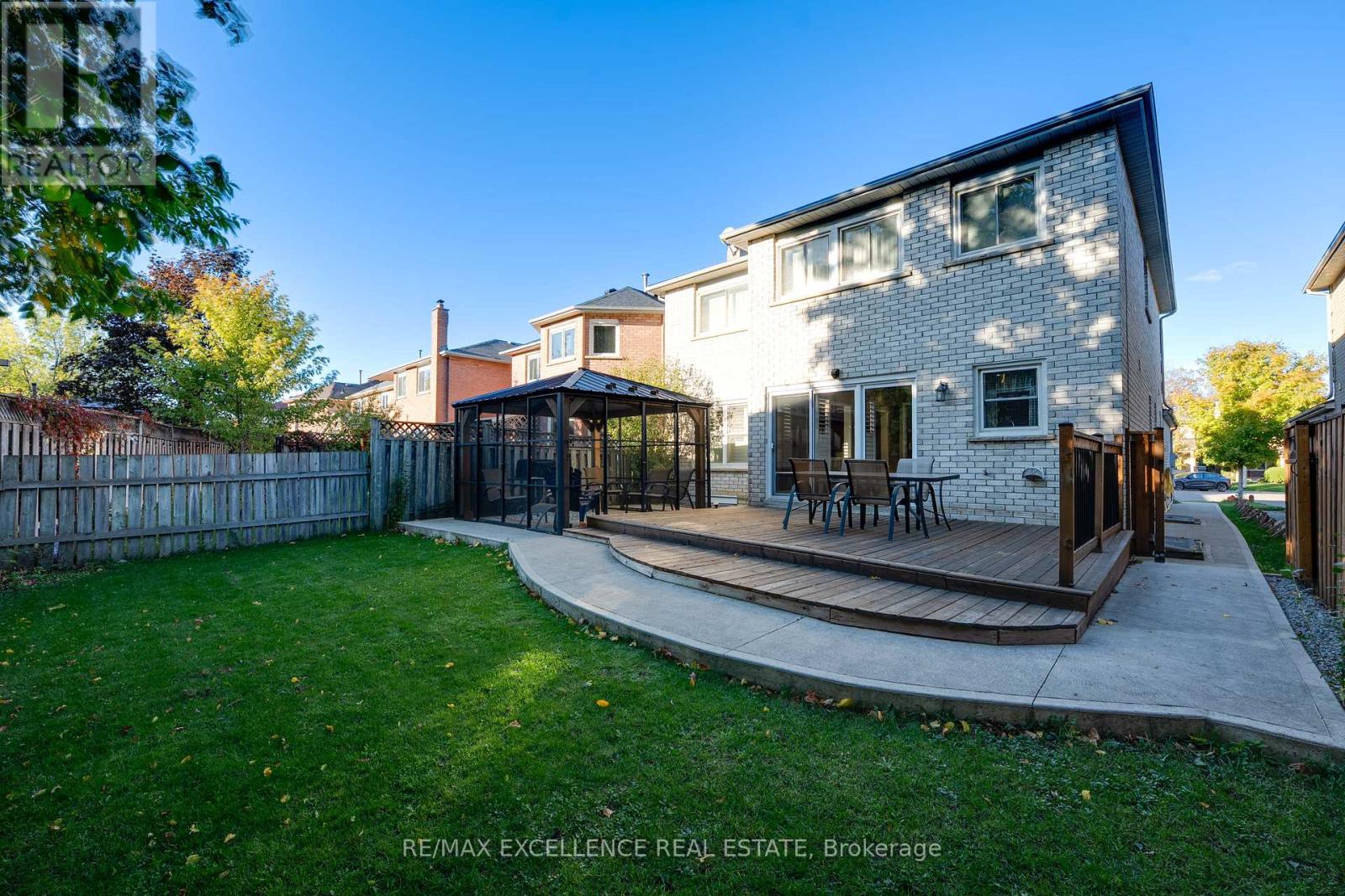 14 Nymark Place, Brampton, Ontario  L6S 5T6 - Photo 38 - W12457832