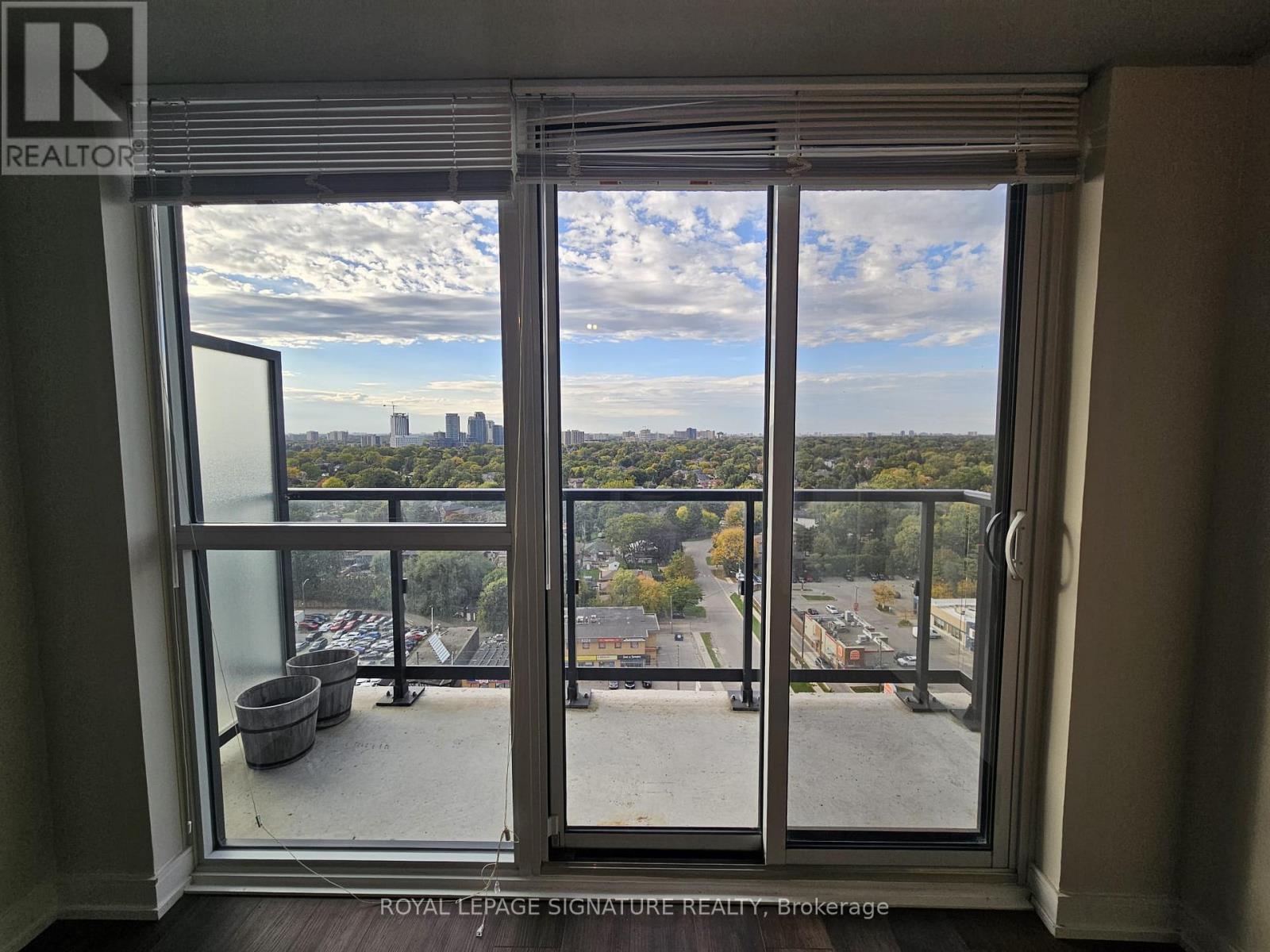 1603 - 20 Thomas Riley Road, Toronto, Ontario  M9B 1B3 - Photo 6 - W12457838