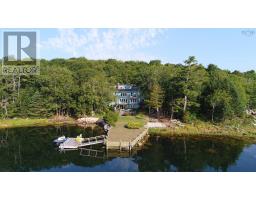 156 Parklea Drive, Head Of St. Margarets Bay, Ca
