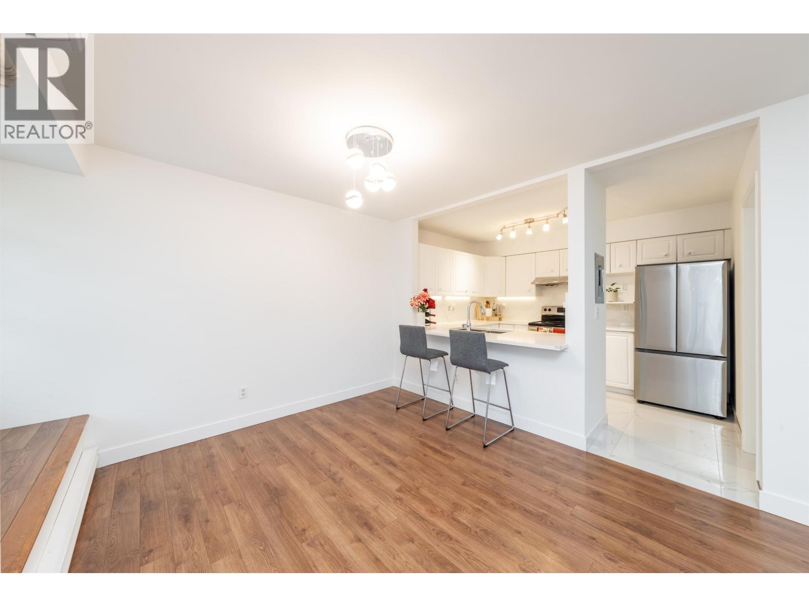 40 7520 18th Street, Burnaby, British Columbia  V3N 4X7 - Photo 7 - R3057439