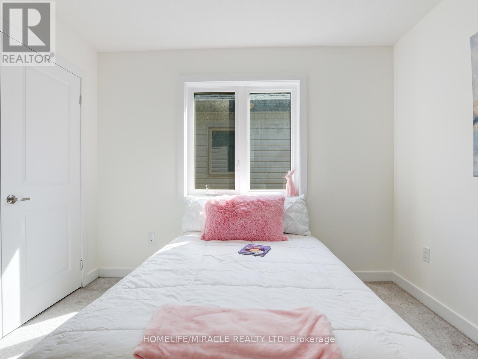 29 Ferris Circle, Guelph, Ontario  N1G 0H2 - Photo 33 - X12457819