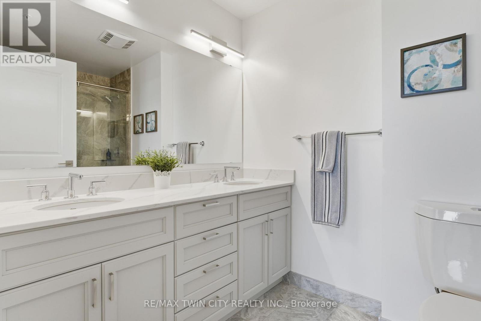 1410 - 15 Glebe Street, Cambridge, Ontario  N1S 0C3 - Photo 11 - X12457841
