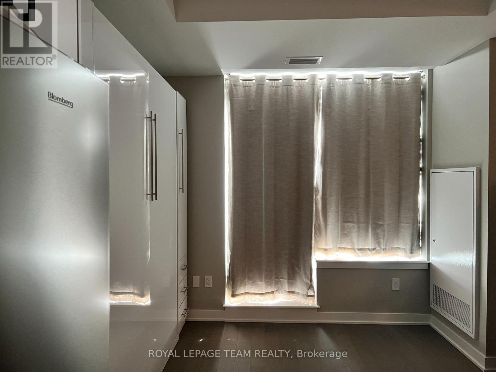310 - 360 Deschatelets Avenue, Ottawa, Ontario  K1S 5Y1 - Photo 10 - X12272599