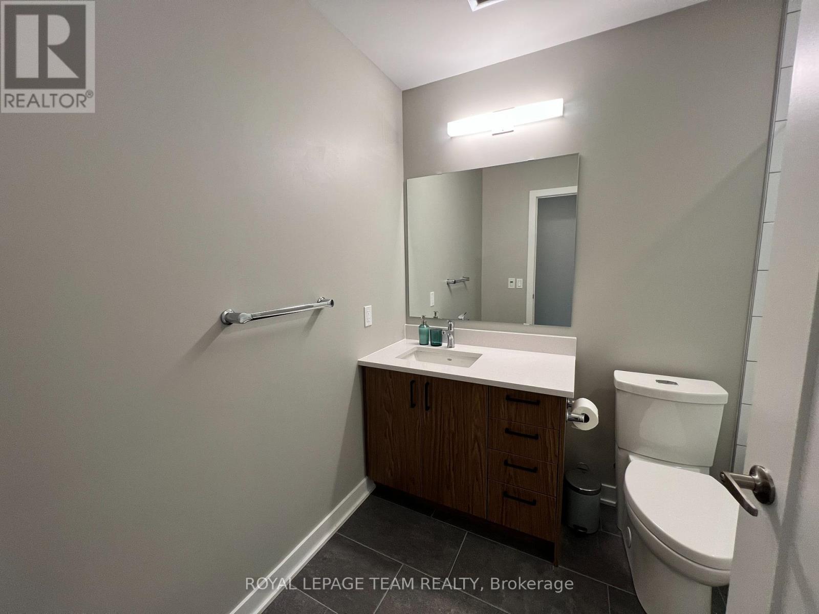 310 - 360 Deschatelets Avenue, Ottawa, Ontario  K1S 5Y1 - Photo 18 - X12272599