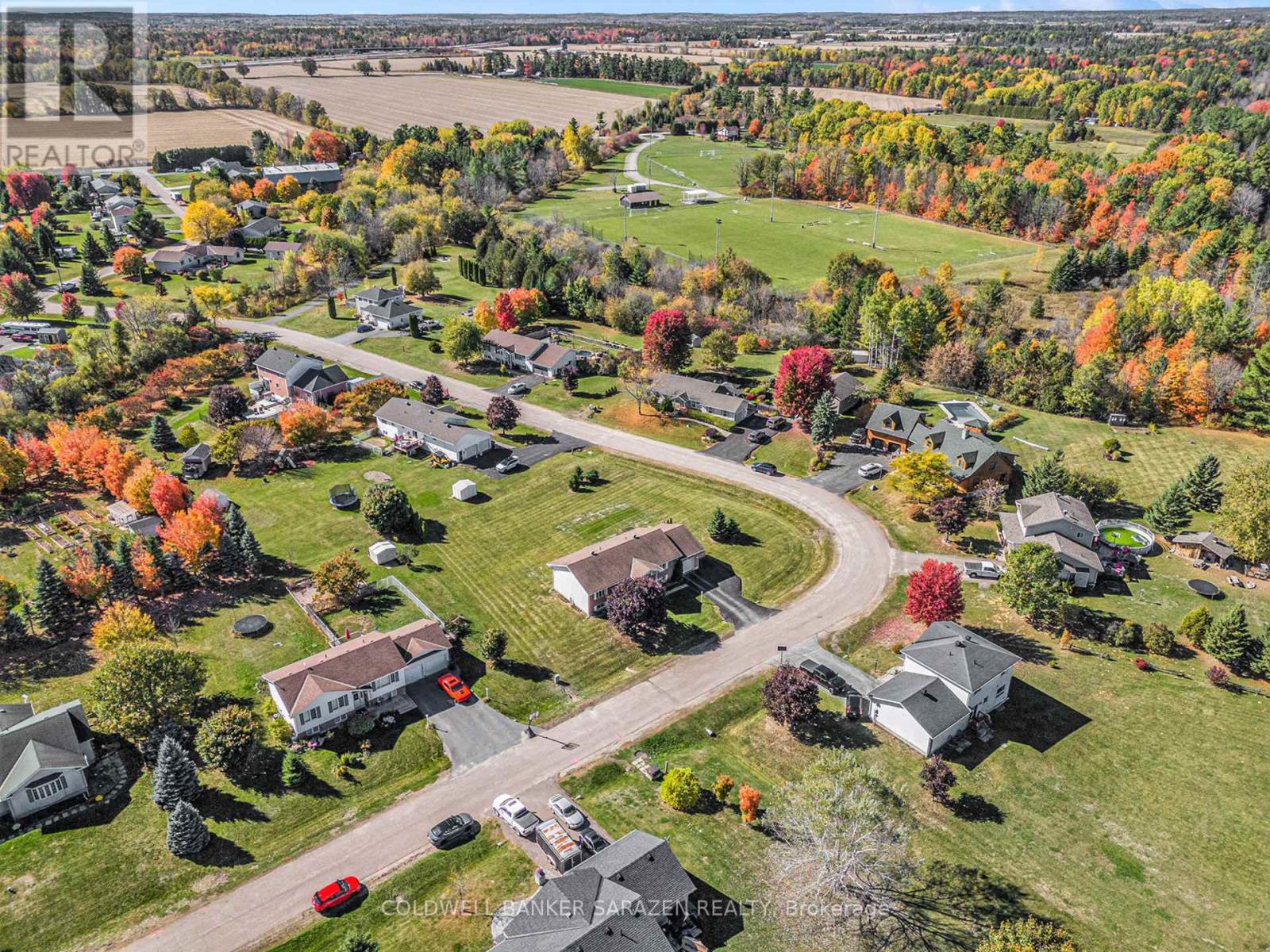 129 Riley Crescent, Mcnab/braeside, Ontario  K7S 0E9 - Photo 28 - X12457844