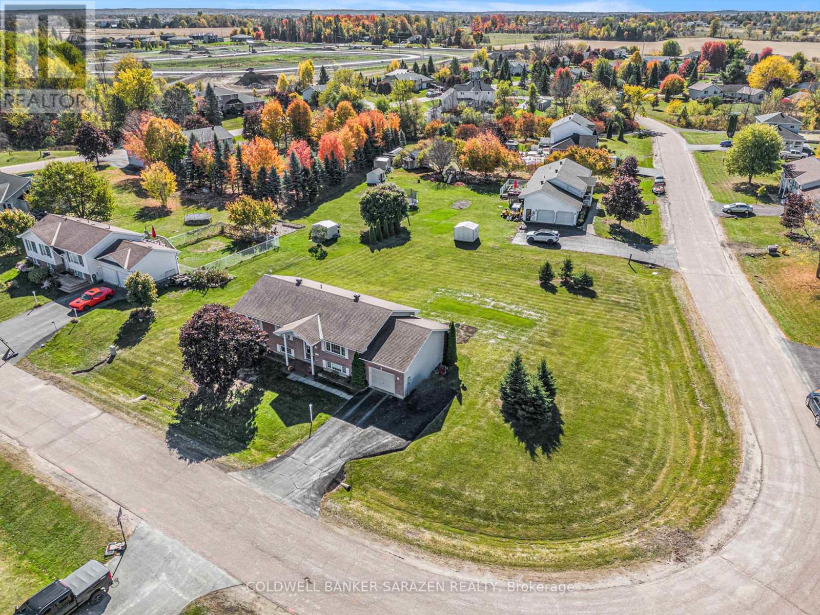 129 Riley Crescent, Mcnab/braeside, Ontario  K7S 0E9 - Photo 3 - X12457844