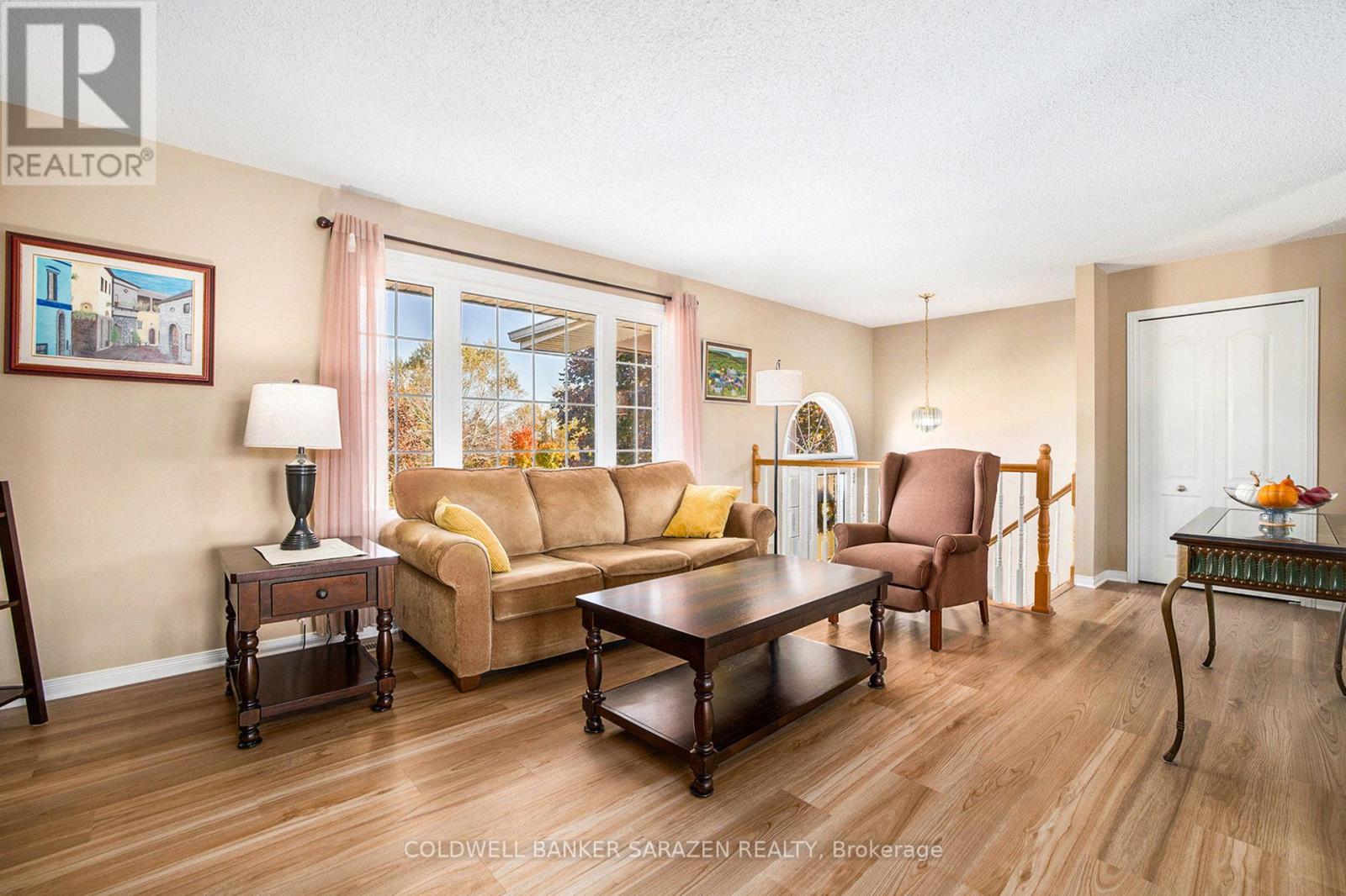 129 Riley Crescent, Mcnab/braeside, Ontario  K7S 0E9 - Photo 7 - X12457844