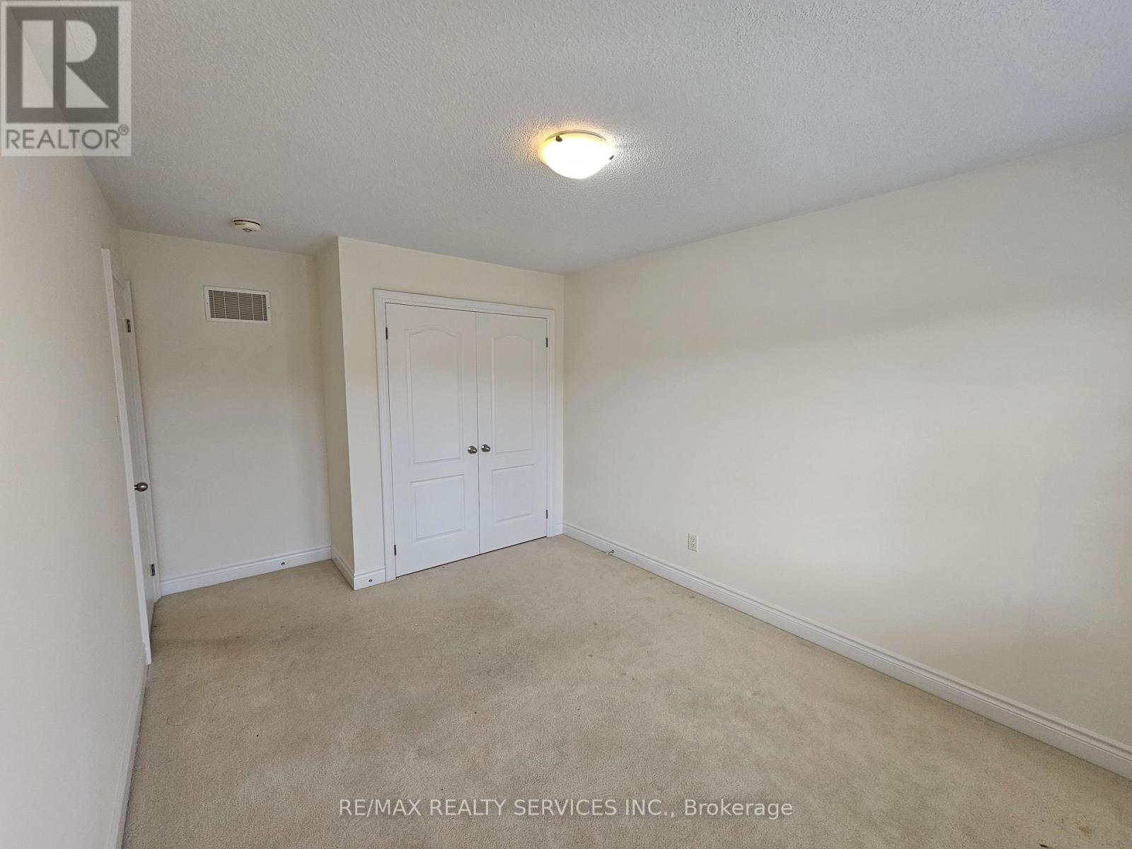 7 Lady Evelyn Crescent, Brampton, Ontario  L6Y 6C7 - Photo 28 - W12389697