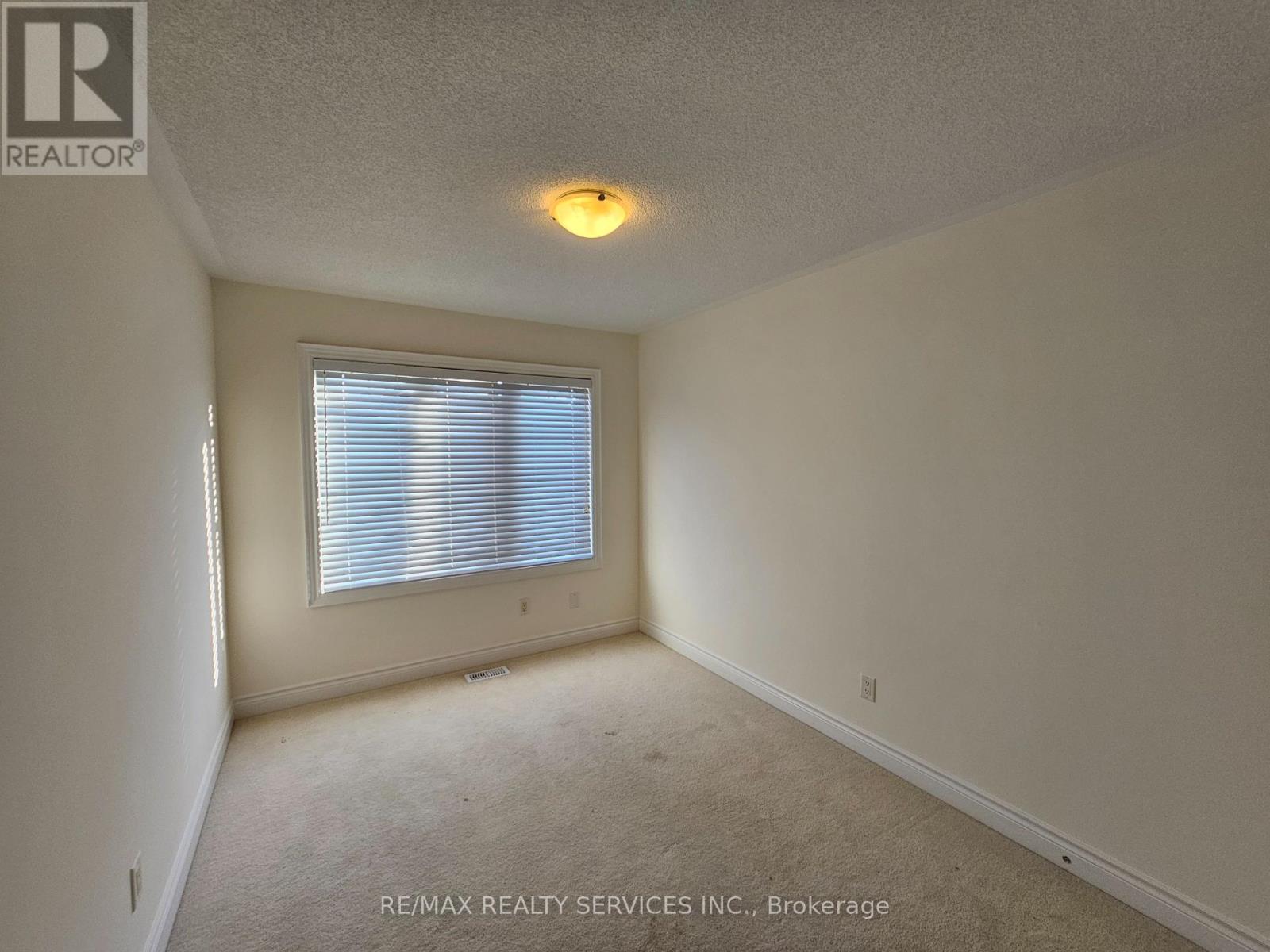 7 Lady Evelyn Crescent, Brampton, Ontario  L6Y 6C7 - Photo 30 - W12389697