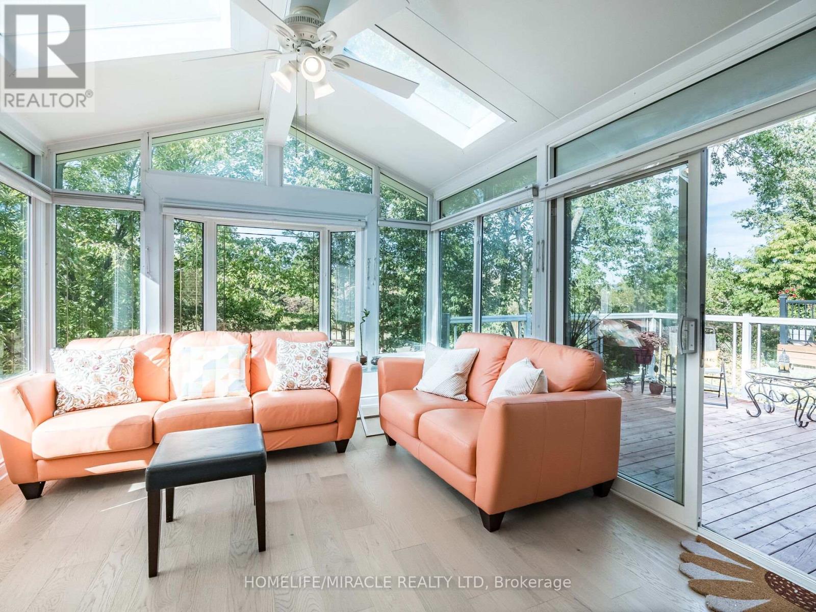 678 Salzburg Drive, Waterloo, Ontario  N2V 2N8 - Photo 14 - X12457682