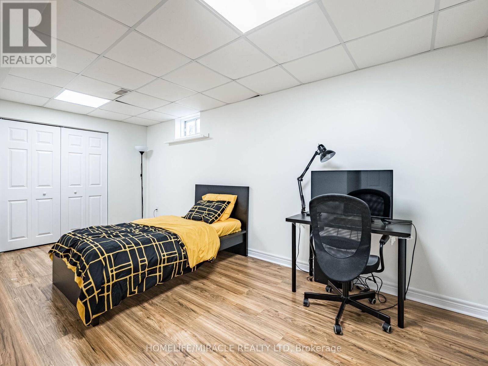 678 Salzburg Drive, Waterloo, Ontario  N2V 2N8 - Photo 24 - X12457682