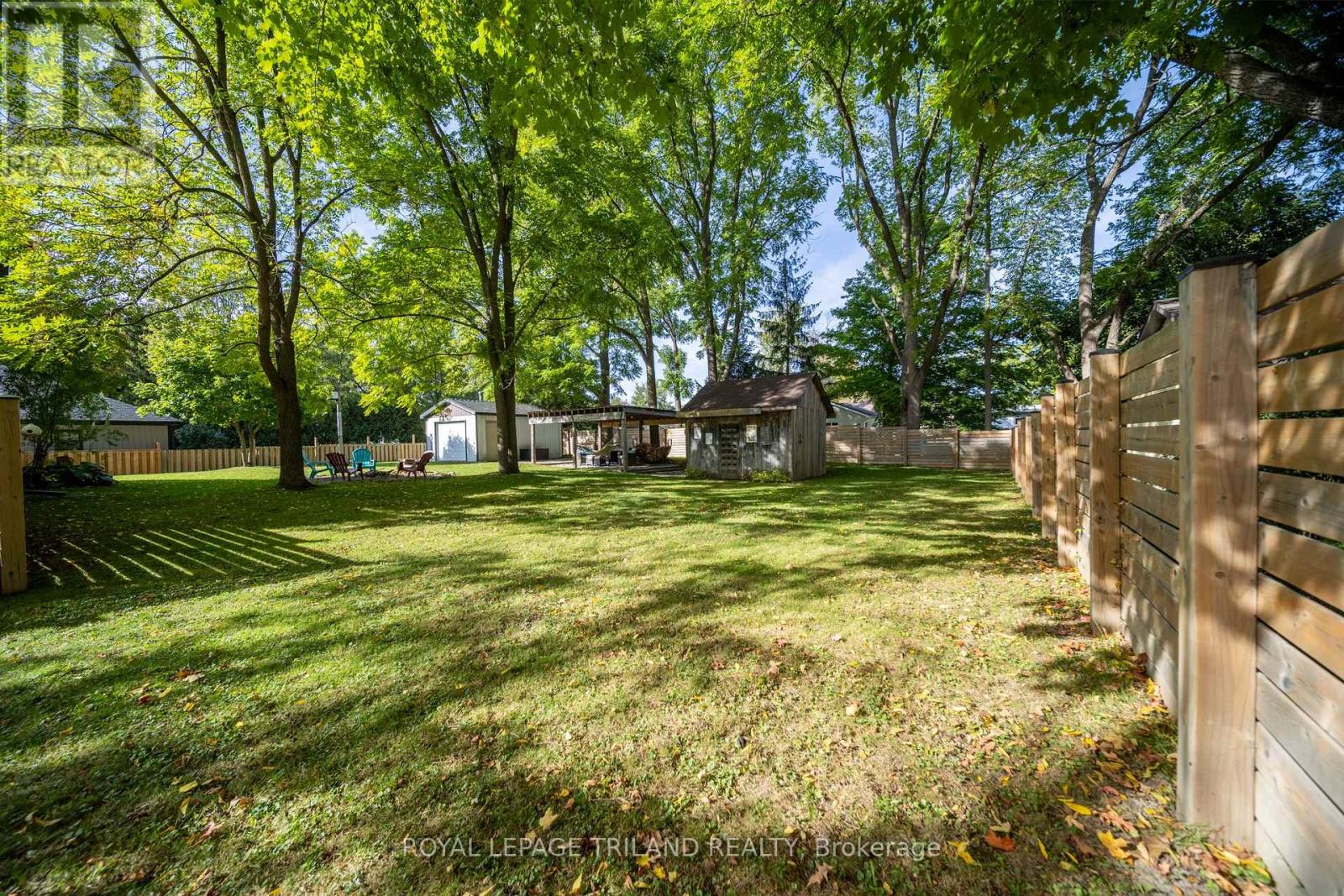 190 Emily Street, North Middlesex, Ontario  N0M 2K0 - Photo 42 - X12457851