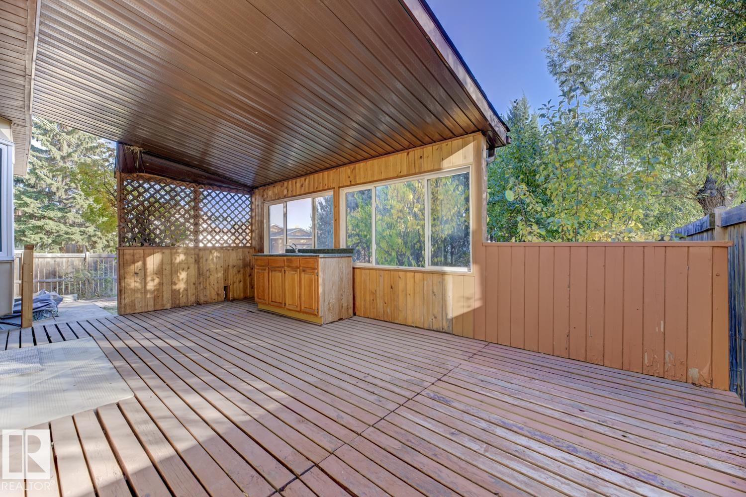 11105 20 Av Nw, Edmonton, Alberta  T6J 4S6 - Photo 4 - E4461780