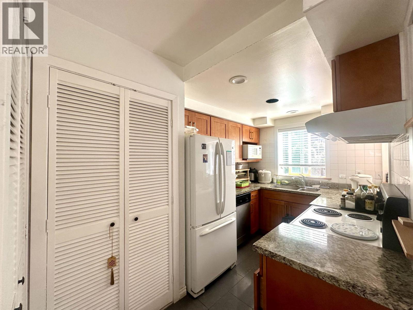 11 8700 Blundell Road, Richmond, British Columbia  V6Y 1K1 - Photo 16 - R3057666