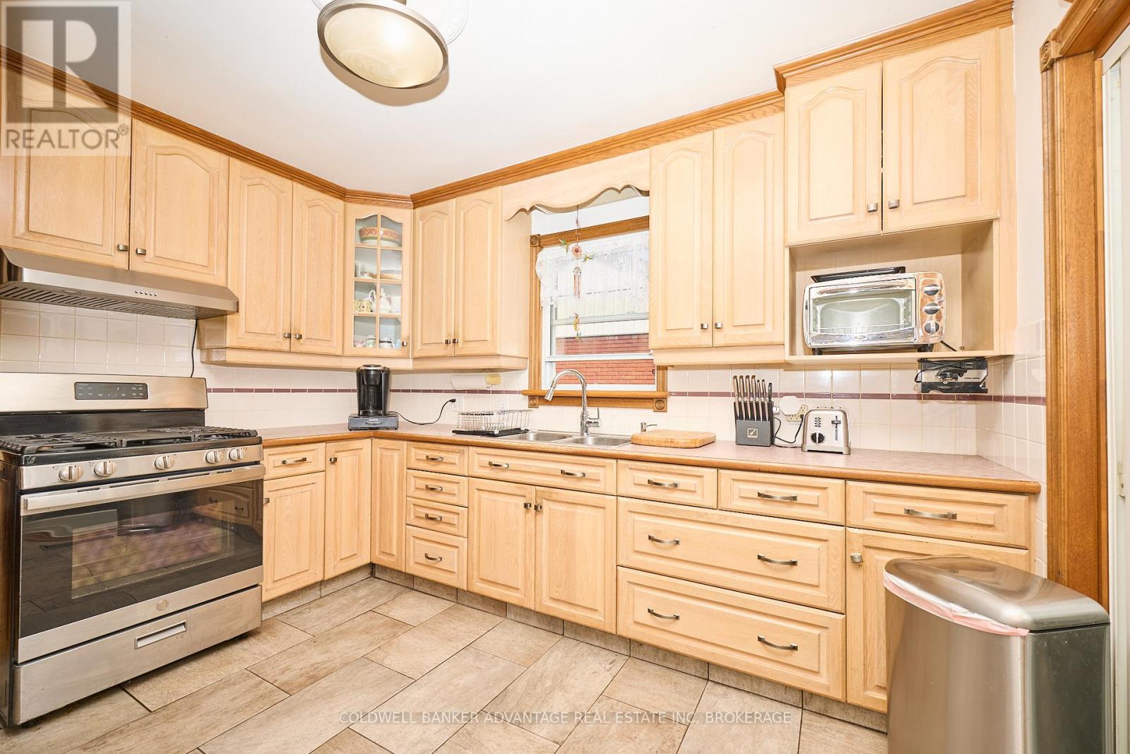 73 Lindel Crescent, Welland, Ontario  L3C 3S2 - Photo 28 - X12457861