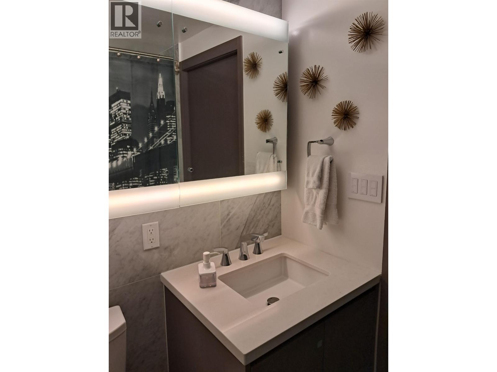 68 Smithe Street, Vancouver, British Columbia  V6B 0P3 - Photo 14 - R3057667