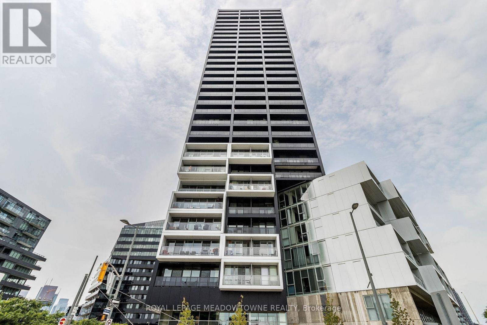 2104 - 170 Bayview Avenue, Toronto, Ontario  M5A 0M4 - Photo 2 - C12457847