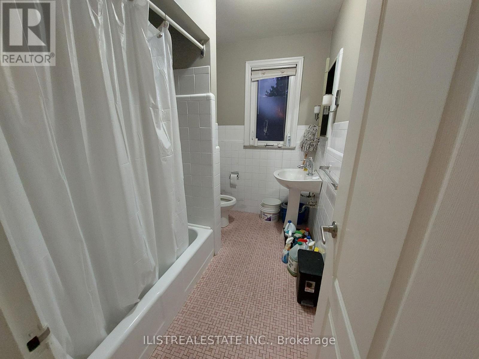 Main And Upper - 48 Lozoway Drive, Toronto, Ontario  M1K 2Y6 - Photo 9 - E12457864
