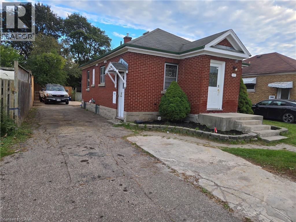 193 Ottawa Street S, Kitchener, Ontario  N2G 3T3 - Photo 3 - 40776410